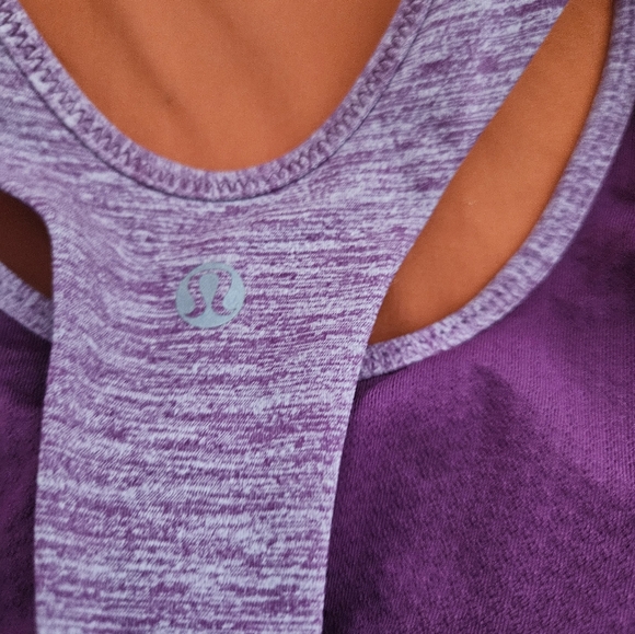 Lululemon Racer Back Tank With Removable Pads - Picture 3 of 4